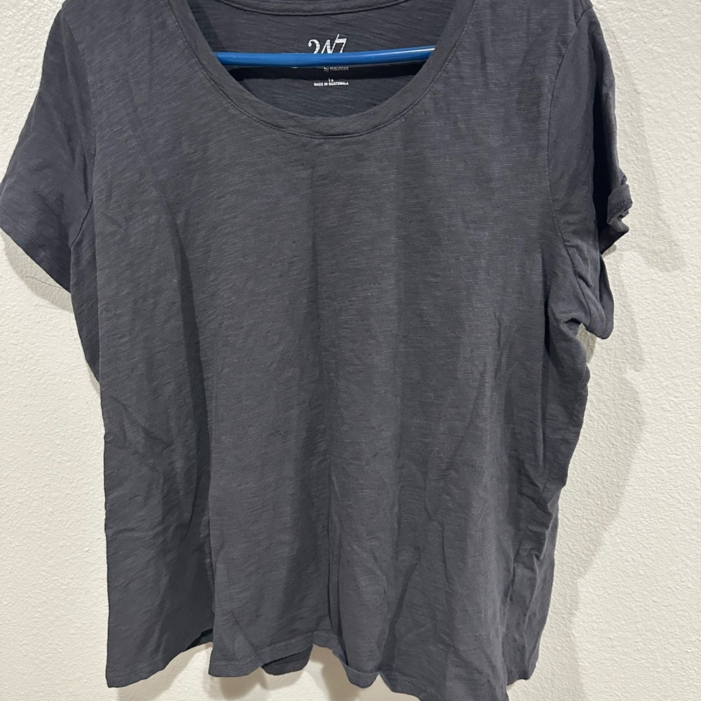 Maurice’s basic tshirt